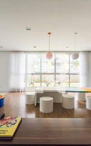 Apartamento para alugar com 144m², 2 quartos e 2 vagas Apartamento para alugar com 144m², 2 quartos e 2 vagasÁrea comum - Brinquedoteca