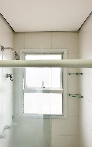 Apartamento para alugar com 144m², 2 quartos e 2 vagas Apartamento para alugar com 144m², 2 quartos e 2 vagasBanheiro da Suíte