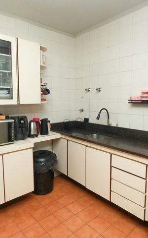 Apartamento à venda com 134m², 2 quartos e 1 vaga Apartamento à venda com 134m², 2 quartos e 1 vagaCozinha