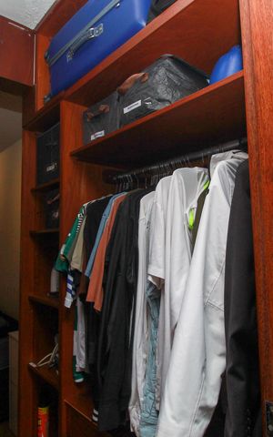 Apartamento à venda com 134m², 2 quartos e 1 vaga Apartamento à venda com 134m², 2 quartos e 1 vagaCloset