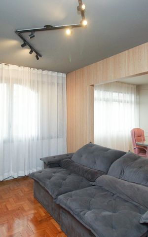 Apartamento à venda com 134m², 2 quartos e 1 vaga Apartamento à venda com 134m², 2 quartos e 1 vagaSala