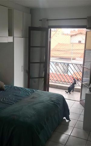 Casa à venda com 143m², 2 quartos e 5 vagas