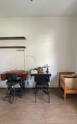 Casa à venda com 390m², 4 quartos e 4 vagas Casa à venda com 390m², 4 quartos e 4 vagasQuarto 1
