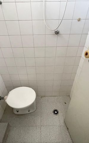 Casa à venda com 390m², 4 quartos e 4 vagas Casa à venda com 390m², 4 quartos e 4 vagasBanheiro 6