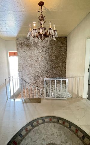 Casa à venda com 390m², 4 quartos e 4 vagas Casa à venda com 390m², 4 quartos e 4 vagasHall quartos