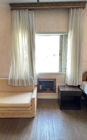 Casa à venda com 390m², 4 quartos e 4 vagas Casa à venda com 390m², 4 quartos e 4 vagasQuarto 2