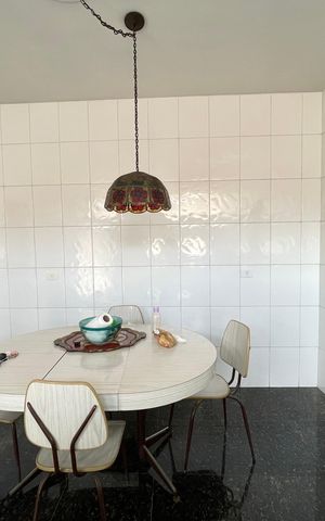 Casa à venda com 390m², 4 quartos e 4 vagas Casa à venda com 390m², 4 quartos e 4 vagasCozinha