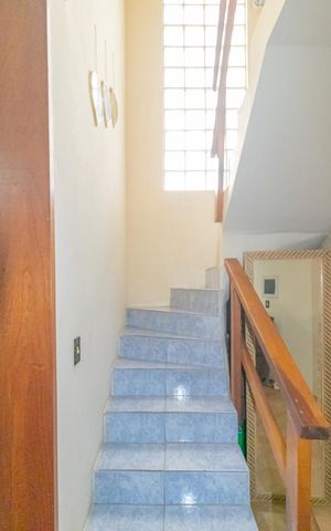 Casa à venda com 86m², 3 quartos e 2 vagas Casa à venda com 86m², 3 quartos e 2 vagasÁrea comum - Salão de festas