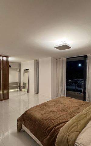 Casa de condomínio à venda com 450m², 4 quartos e 3 vagas Casa de condomínio à venda com 450m², 4 quartos e 3 vagasSuíte 1