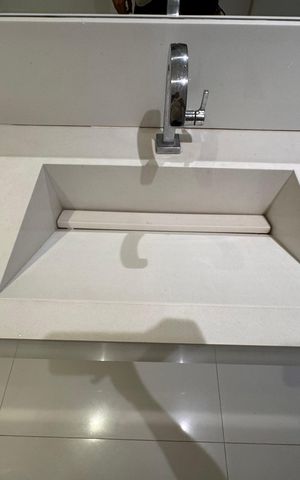Casa de condomínio à venda com 450m², 4 quartos e 3 vagas Casa de condomínio à venda com 450m², 4 quartos e 3 vagasLavabo