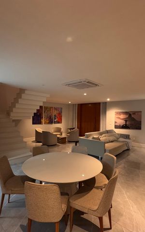 Casa de condomínio à venda com 450m², 4 quartos e 3 vagas Casa de condomínio à venda com 450m², 4 quartos e 3 vagasSala