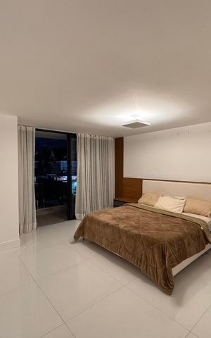Casa de condomínio à venda com 450m², 4 quartos e 3 vagas Casa de condomínio à venda com 450m², 4 quartos e 3 vagasSuíte 1