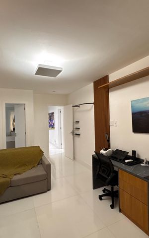 Casa de condomínio à venda com 450m², 4 quartos e 3 vagas Casa de condomínio à venda com 450m², 4 quartos e 3 vagasSuíte 3