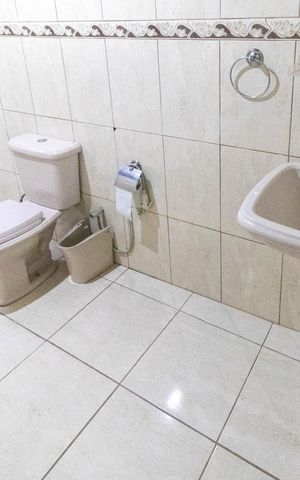 Casa de condomínio para alugar com 70m², 1 quarto e 3 vagasBanheiro