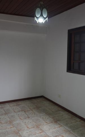 Casa à venda com 350m², 5 quartos e 2 vagasQuarto 2