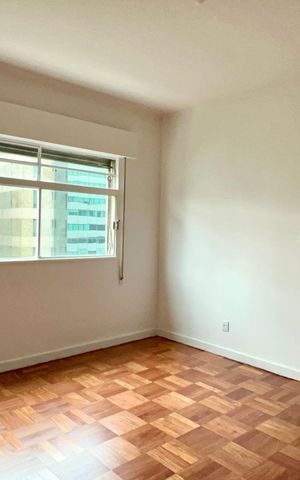 Apartamento à venda com 256m², 4 quartos e 2 vagas Apartamento à venda com 256m², 4 quartos e 2 vagasQuarto 3