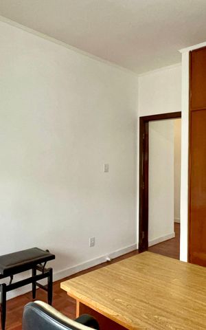 Apartamento à venda com 256m², 4 quartos e 2 vagas Apartamento à venda com 256m², 4 quartos e 2 vagasQuarto 1