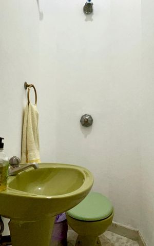 Apartamento à venda com 256m², 4 quartos e 2 vagas Apartamento à venda com 256m², 4 quartos e 2 vagasLavabo