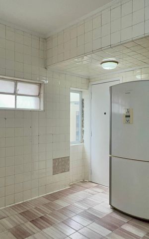 Apartamento à venda com 256m², 4 quartos e 2 vagas Apartamento à venda com 256m², 4 quartos e 2 vagasCopa