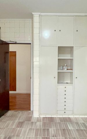 Apartamento à venda com 256m², 4 quartos e 2 vagas Apartamento à venda com 256m², 4 quartos e 2 vagasCopa
