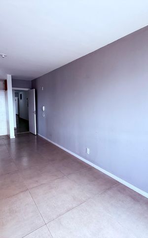 Apartamento para alugar com 100m², 3 quartos e 1 vaga Apartamento para alugar com 100m², 3 quartos e 1 vagaSala