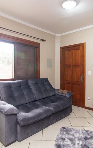 Casa à venda com 130m², 3 quartos e 1 vagasala