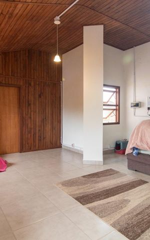 Casa à venda com 130m², 3 quartos e 1 vagasala 2