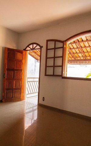 Casa à venda com 330m², 5 quartos e 3 vagas Casa à venda com 330m², 5 quartos e 3 vagasQuarto 01