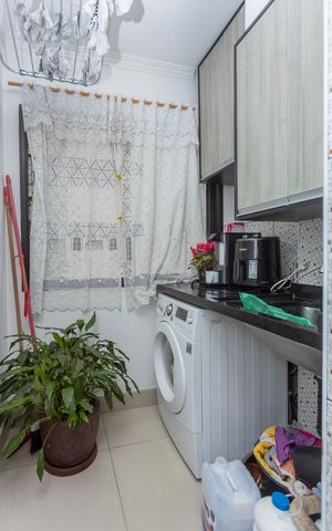 Apartamento à venda com 65m², 3 quartos e 1 vagaÁrea de Serviço