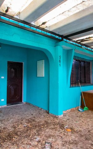 Casa à venda com 320m², 2 quartos e 2 vagas Casa à venda com 320m², 2 quartos e 2 vagasGaragem
