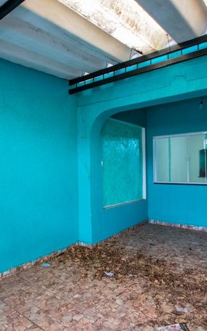 Casa à venda com 320m², 2 quartos e 2 vagas Casa à venda com 320m², 2 quartos e 2 vagasGaragem