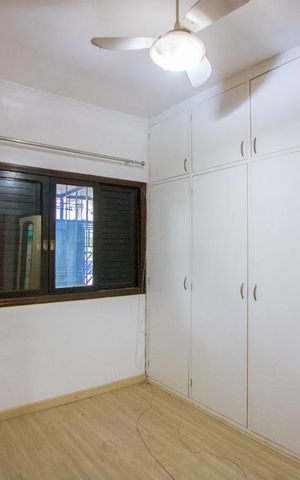 Casa à venda com 320m², 2 quartos e 2 vagas Casa à venda com 320m², 2 quartos e 2 vagasQuarto 2