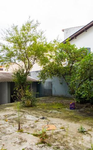 Casa à venda com 320m², 2 quartos e 2 vagas Casa à venda com 320m², 2 quartos e 2 vagasQuintal