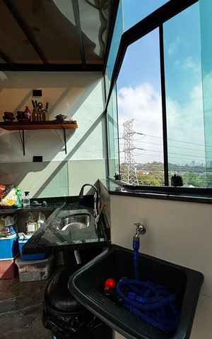 Apartamento à venda com 76m², 2 quartos e 1 vaga Apartamento à venda com 76m², 2 quartos e 1 vagaCobertura - Area de Serviço