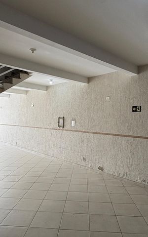 Apartamento à venda com 76m², 2 quartos e 1 vaga Apartamento à venda com 76m², 2 quartos e 1 vagaGaragem