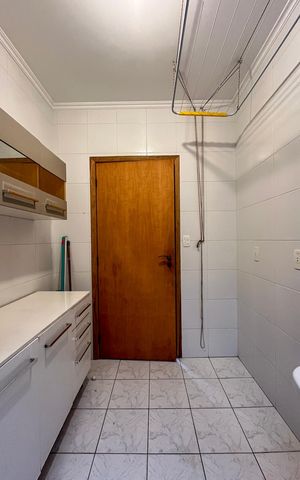 Casa de condomínio para alugar com 232m², 3 quartos e 3 vagas Casa de condomínio para alugar com 232m², 3 quartos e 3 vagasÁrea de Serviço