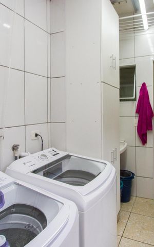 Casa à venda com 226m², 3 quartos e 6 vagas