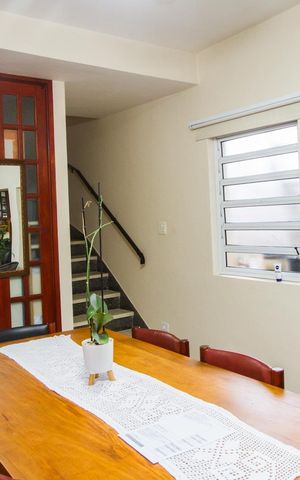 Casa à venda com 226m², 3 quartos e 6 vagas