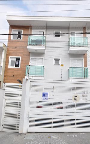 Casa de condomínio à venda com 40m², 2 quartos e 1 vagaFachada