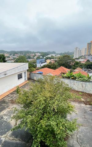 Casa para alugar com 917m², 3 quartos e 6 vagas Casa para alugar com 917m², 3 quartos e 6 vagasVista da Varanda
