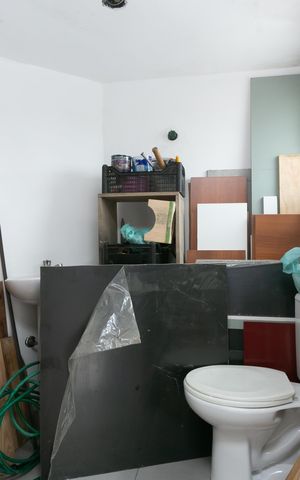 Casa à venda com 253m², 3 quartos e 4 vagas Casa à venda com 253m², 3 quartos e 4 vagasBanheiro 4