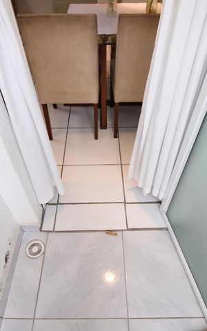 Apartamento à venda com 53m², 2 quartos e 1 vagaVaranda