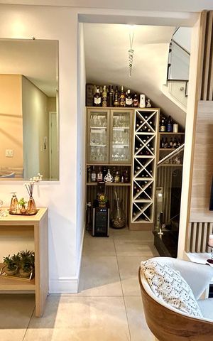 Apartamento à venda com 138m², 3 quartos e 3 vagas Apartamento à venda com 138m², 3 quartos e 3 vagasSala