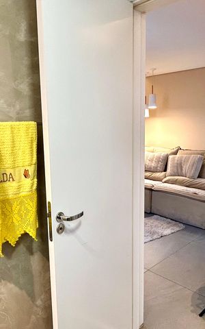 Apartamento à venda com 138m², 3 quartos e 3 vagas Apartamento à venda com 138m², 3 quartos e 3 vagasBanheiro 1