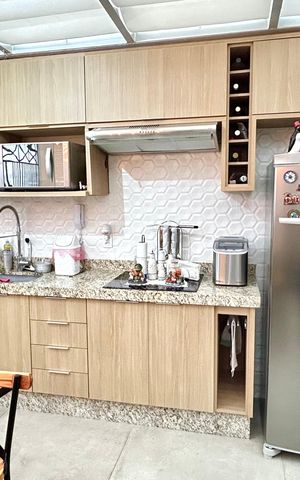 Apartamento à venda com 138m², 3 quartos e 3 vagas Apartamento à venda com 138m², 3 quartos e 3 vagasChurrasqueira