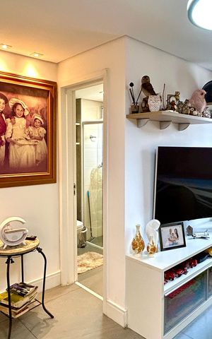 Apartamento à venda com 138m², 3 quartos e 3 vagas Apartamento à venda com 138m², 3 quartos e 3 vagasSala