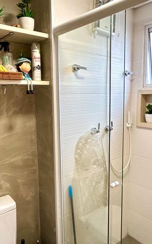 Apartamento à venda com 138m², 3 quartos e 3 vagas Apartamento à venda com 138m², 3 quartos e 3 vagasBanheiro 1