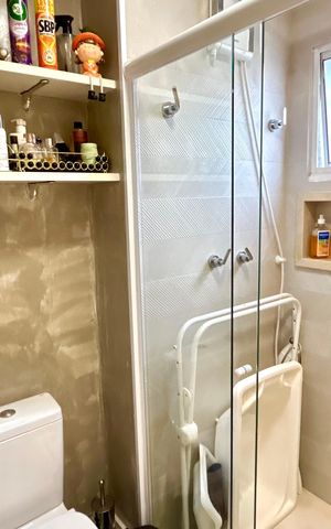 Apartamento à venda com 138m², 3 quartos e 3 vagas Apartamento à venda com 138m², 3 quartos e 3 vagasBanheiro 2
