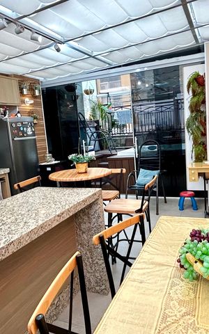 Apartamento à venda com 138m², 3 quartos e 3 vagas Apartamento à venda com 138m², 3 quartos e 3 vagasChurrasqueira