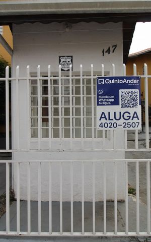 Casa para alugar com 110m², 2 quartos e 1 vagaPlaquinha